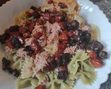 Foto del paso 4 de la receta: Pasta pesto, con trocitos de botifarra negra y chorizo al emmental