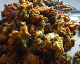 मेथी मूंग दाल पकोड़े (methi moong dal pakode recipe in Hindi) रेसिपी चरण 5 फोटो