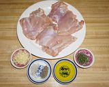 Foto del paso 1 de la receta: MUSLOS DE POLLO CON ROMERO A LA PLANCHA (GRILLADOS)