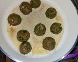 A picture of step 4 of Meatballs.