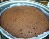 Foto langkah ke 5 dari resep Blackforest Birthday Cake.