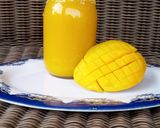 A picture of step 2 of Mango juice.