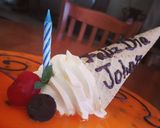 Foto del paso 10 de la receta: Torta de Mousse de Maracuyá - Decoración de Cumpleaños 🎊🕯