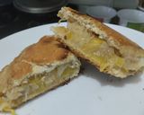Foto del paso 10 de la receta: Sándwich🧅🥯de cebolla🍍y piña caramelizadas🥐con queso🥯🍯🧀