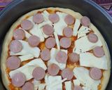 Foto langkah ke 5 dari resep Pizza home made simple.