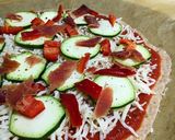 Foto del paso 4 de la receta Pizza de calabacín y jamón con masa integral casera