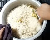 A picture of step 4 of Chinese Rice.