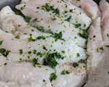 Foto del paso 4 de la receta: Filet de merluza al verdeo 🐟 (versión saludable)