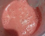 Foto langkah ke 2 dari resep Stroberi milkshake.