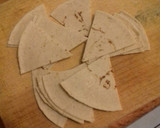 Foto del paso 1 de la receta: Nachos con salsa mexicana y salchicha