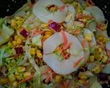 Foto del paso 5 de la receta: ENSALADA Dulce de Frutas🍎🍋y 🥕🥒🌽Vegetales...!