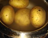 A picture of step 2 of Potato Bolls.