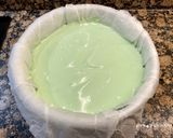 Foto del paso 10 de la receta: Pastel de queso con esencia de menta