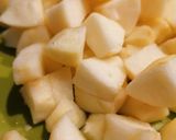 Une image de l'étape 2 de Crumble aux pommes caramélisées flambées au Calvados 🍎.