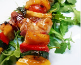 Foto del paso 4 de la receta: Brochetas de cerdo y piña con salsa BBQ