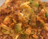 Foto del paso 5 de la receta: Espaguetis de calabacín con sofrito de atún y tomate