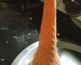 A picture of step 13 of Christmas Tree CupCake.
