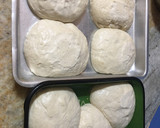 Foto del paso 4 de la receta: Pizza masa madre, doble receta !!7 bollos de 275 gr