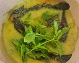 Foto langkah ke 5 dari resep Mangut Ikan Lele (Menu Bocil).