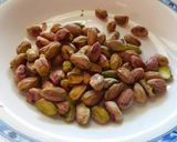 Foto del paso 1 de la receta Bolas de queso y pistacho