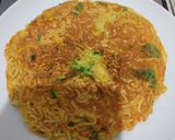 Foto langkah ke 3 dari resep Mie Telur Dadar Sayuran.