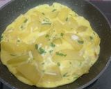 Foto langkah ke 5 dari resep Potato omelette (spanish omelette).