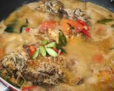Foto langkah ke 6 dari resep Ikan Semar Oseng Santan Pedas.