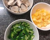 Hình bước làm 4 của món Pizza tôm 🍤🍤