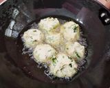 পাউরুটির দই বড়া (Bread doi bora recipe in bengali) রেসিপি ধাপ - 2 ছবি