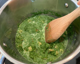 Spenótfőzelék recept tükörtojással (Parajfőzelék) recept fázis 6 fotója