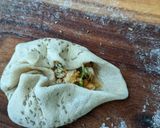 A picture of step 2 of Sattu paratha.