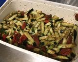 Une image de l'étape 5 de Courgette et poivrons rouges aux épices masala.