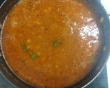 A picture of step 3 of Kabuli chana with poory achar.