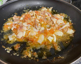 Foto del paso 1 de la receta: Arroz al azafrán con lubina y calamar