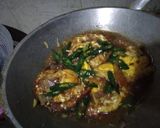 Foto langkah ke 4 dari resep Ceplok Telor Pedes Manis.