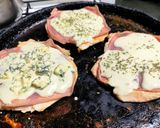 Foto del paso 3 de la receta: Pechugas de pollo a la pizza