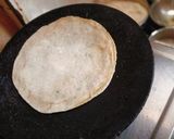A picture of step 4 of Mooli Paratha.