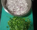 A picture of step 1 of Methi Onion Pakora.
