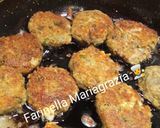 Foto del passaggio 6 della ricetta Polpette di melanzane km zero filanti alla Pugliesefilanti👩‍🍳🏡🦁❤️