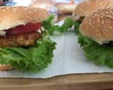 A picture of step 4 of Homemade spicy chicken burger#photographychallenge.