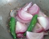 முட்டை தக்காளி கிரேவி(Muttai thakkali gravy recipe in tamil) ரெசிபி ஸ்டேப் 3 புகைப்படம்