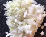 Savanyú káposztás-kolbászos-virslis leves recept fázis 3 fotója