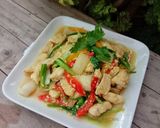 รูปขั้นตอนการทำที่ 4 ของ ไก่ผัดผงกะหรี่
