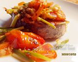 Foto langkah ke 4 dari resep Tongkol Masak Tomat.
