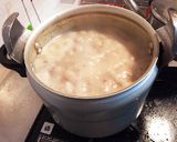 A picture of step 8 of Rich Chicken Paitan Niboshi Ramen.