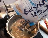 A picture of step 13 of Rich Chicken Paitan Niboshi Ramen.