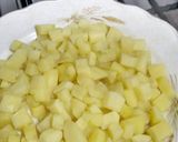 Foto del paso 1 de la receta: Ensalada de papa y huevo, simple y diferente