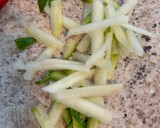 Foto del paso 2 de la receta: Zucchini o Calabacín con carne molida de pavo (Dieta Keto)