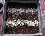 Foto langkah ke 5 dari resep Brownis Panggang Tebel Lembut 3 Telur dengan Oven Tangkring.