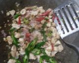 Foto langkah ke 3 dari resep Oseng Ayam Cabe Bawang.